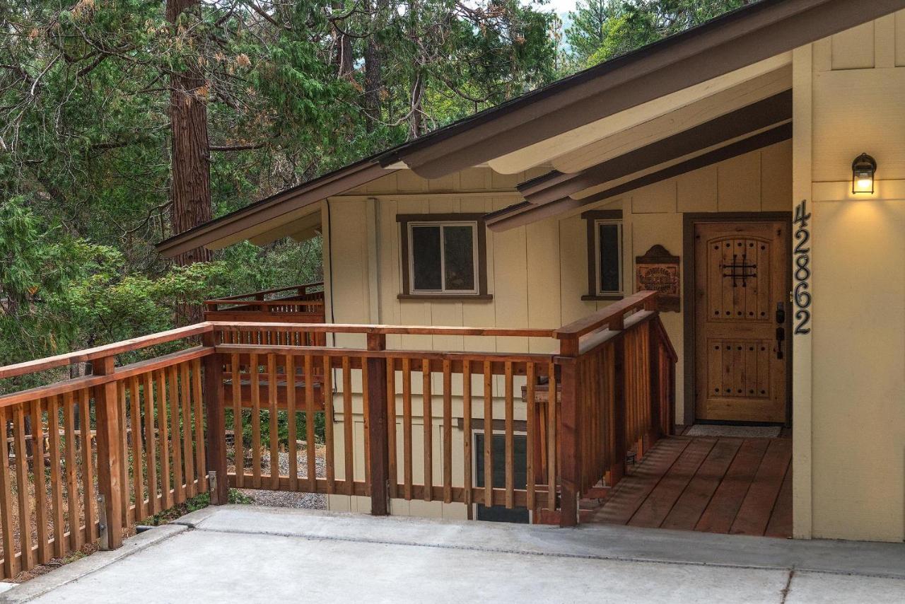 Sierra Springs Villa Oakhurst Ngoại thất bức ảnh